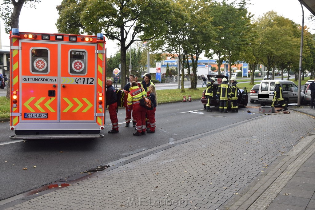 VU Koeln Buchheim Frankfurterstr Beuthenerstr P030.JPG - Miklos Laubert